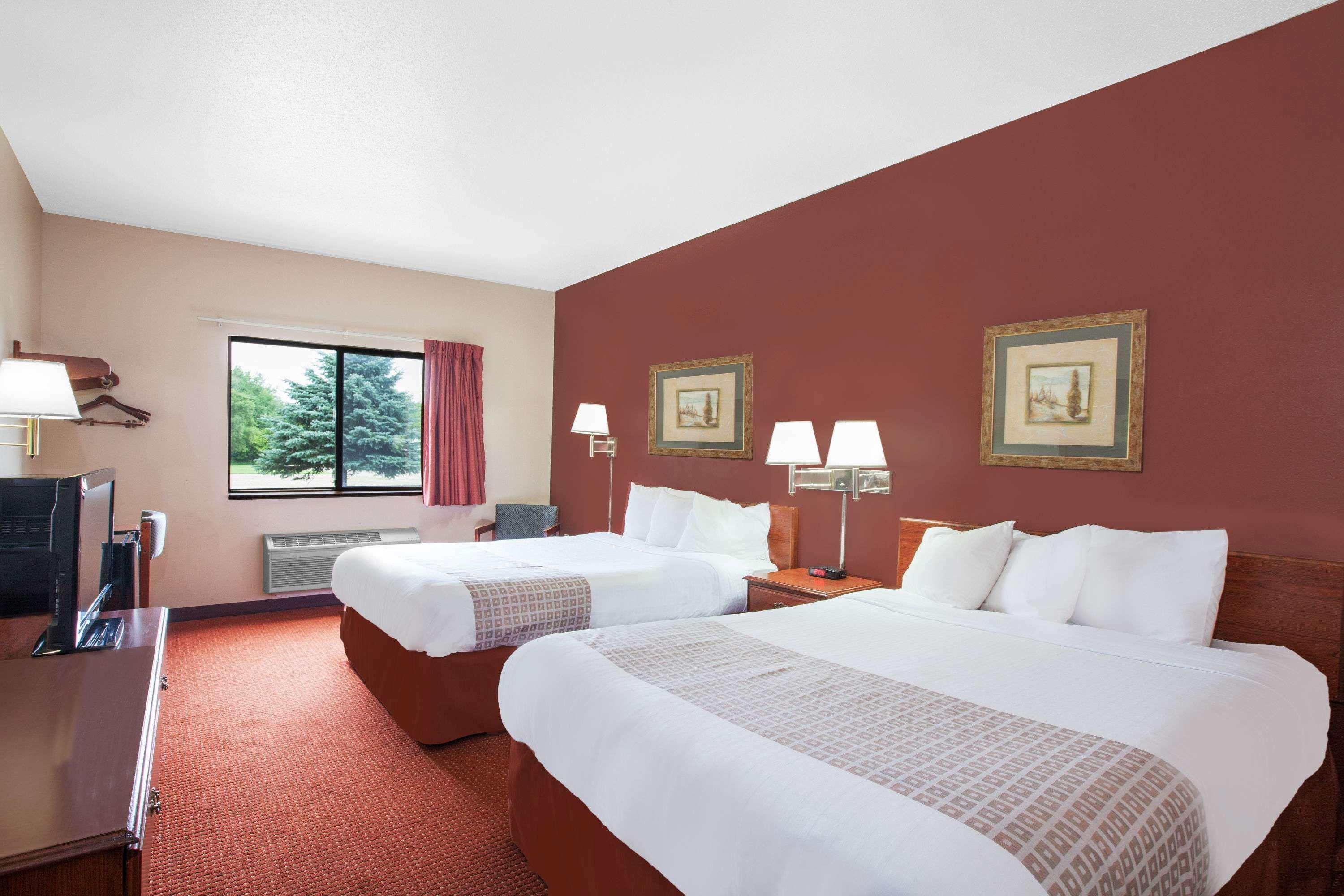 Super 8 By Wyndham Mason City Kültér fotó
