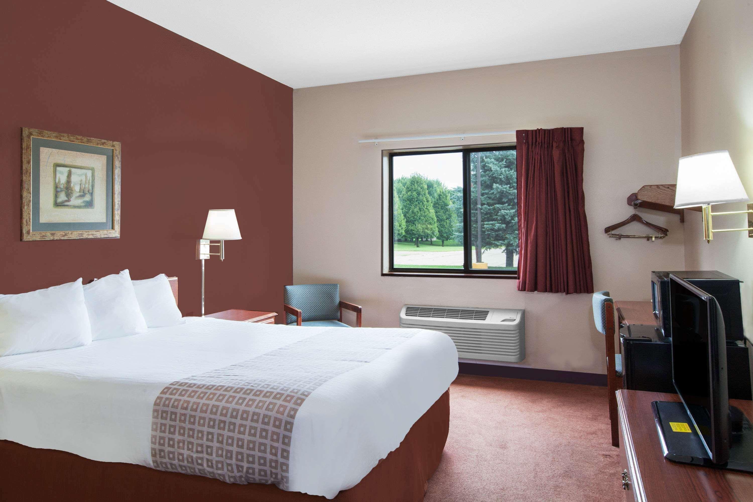 Super 8 By Wyndham Mason City Kültér fotó